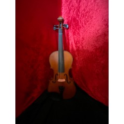 Recital 4/4 Violin with Bow and Case - Excellent Condition