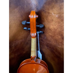 A&G 1/2 Violin w/ Case
