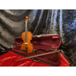 Rosetti 4/4 Student Violin with Bow and Case